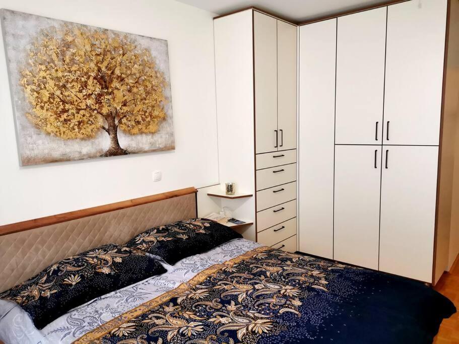 Cozy Apartment Ljubljana With Free Parking And Balcony Exterior photo