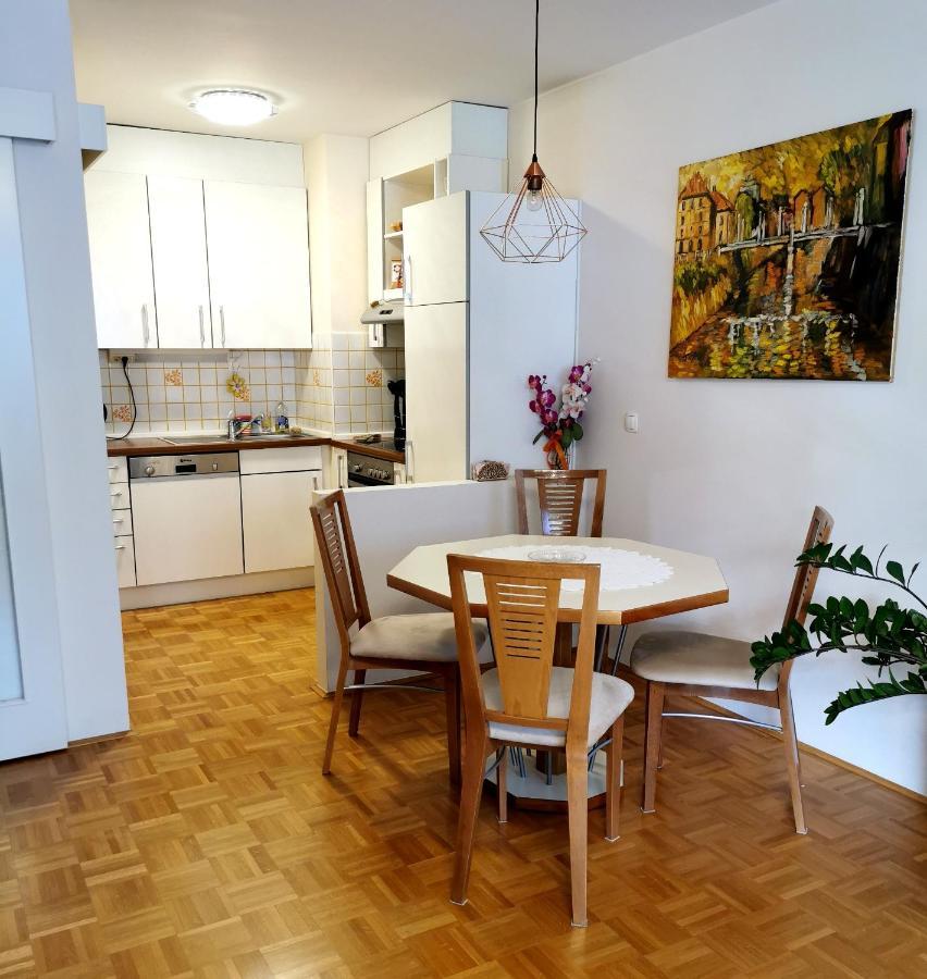 Cozy Apartment Ljubljana With Free Parking And Balcony Exterior photo